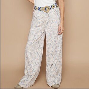 POL Floral Wide-Leg Pants with Blue and Cream Accents